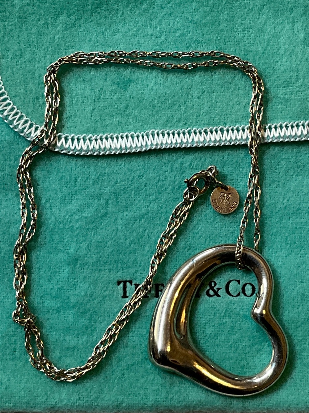 Tiffany & Co. Polished Silver Large Elsa Peretti Open Heart Pendant Necklace